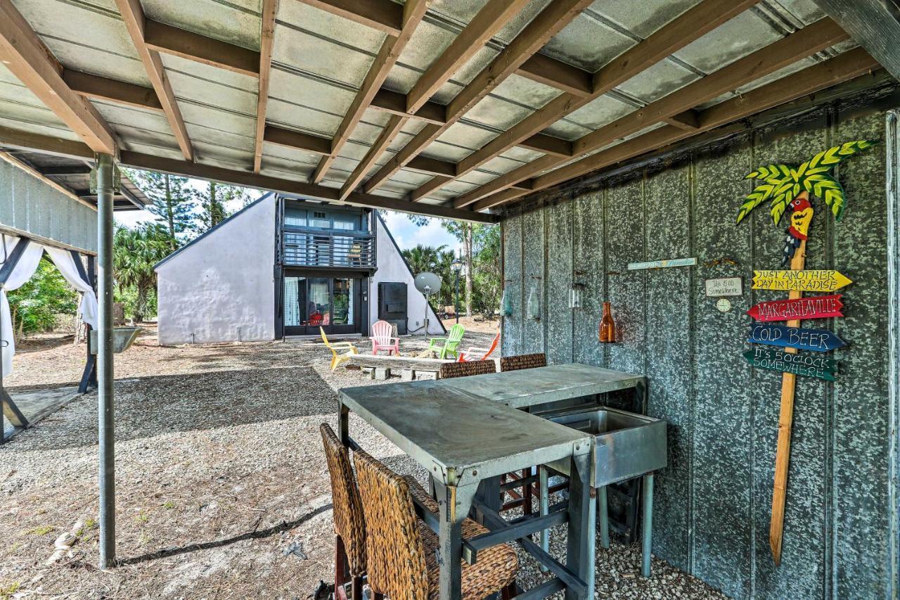 Authentic Clewiston Home With Outdoor Game Room Exterior photo
