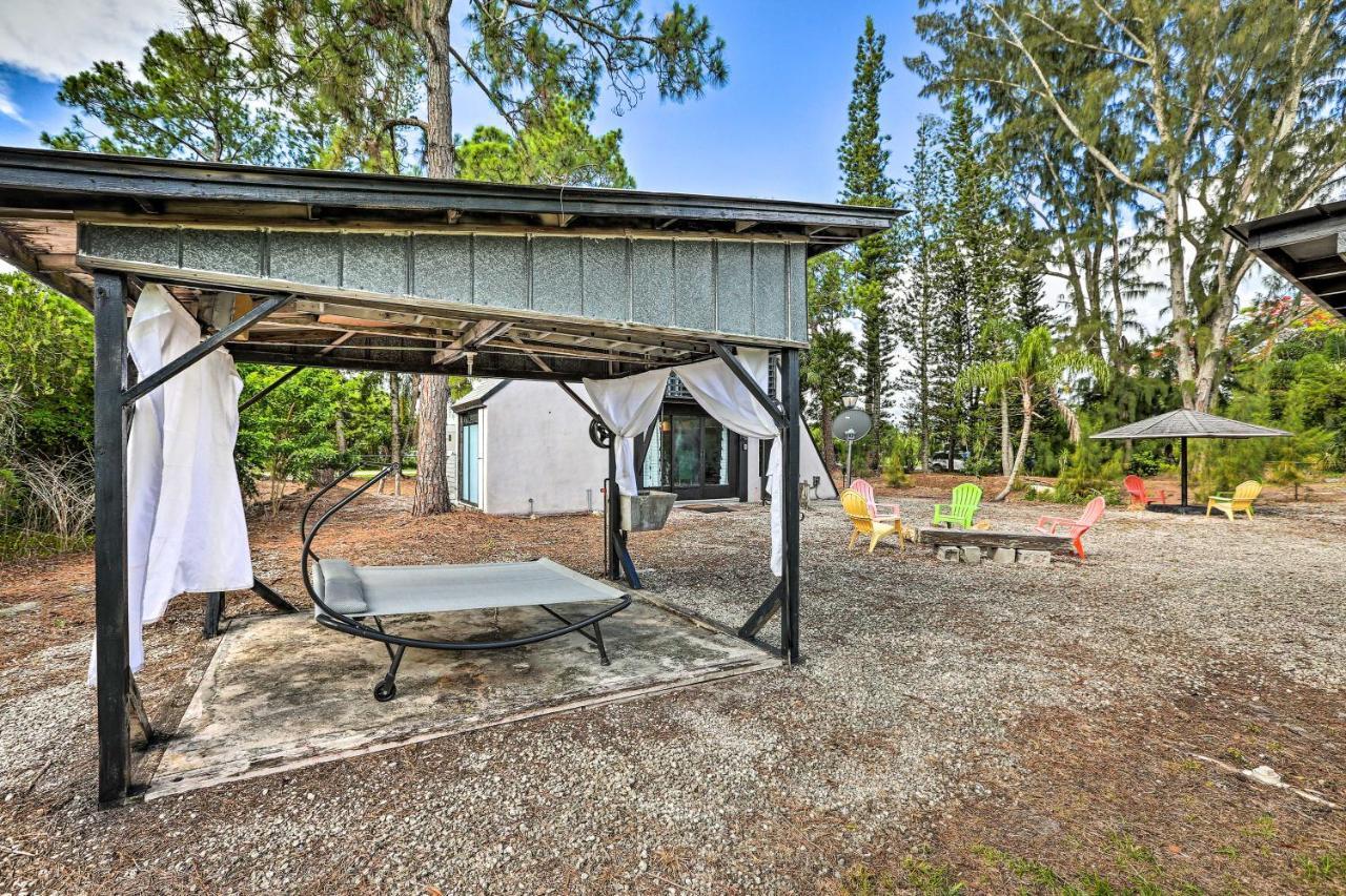Authentic Clewiston Home With Outdoor Game Room Exterior photo