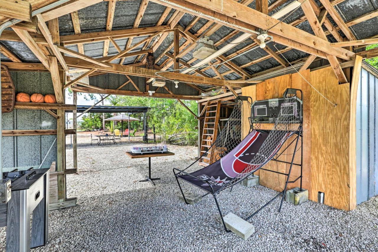 Authentic Clewiston Home With Outdoor Game Room Exterior photo